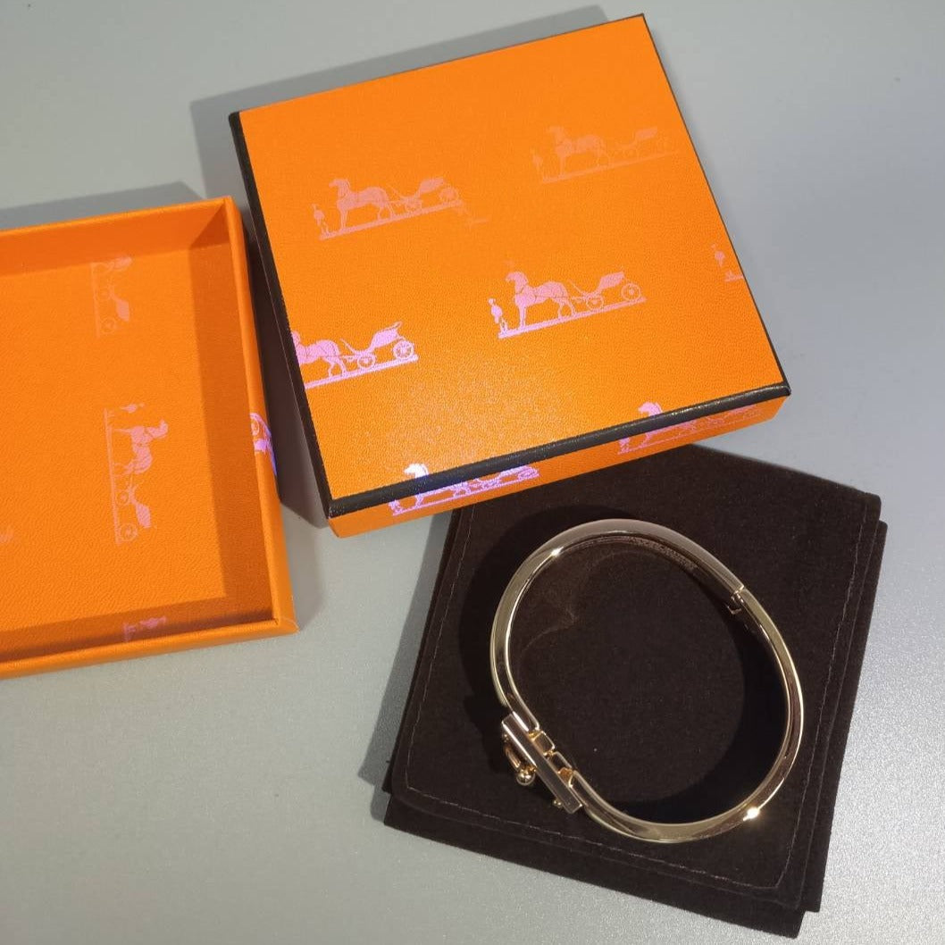 [Avelora]H CLOUD BLUE BRACELET