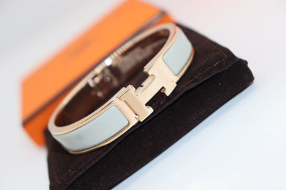 [Avelora]H LIGHT BLUE BRACELET