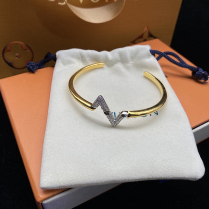 [Avelora]VOLTE UPSITE DOWN DIAMOND GOLD OPEN BRACELET