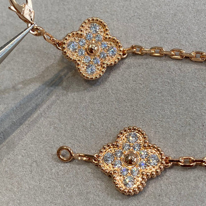[Avelora]LUCKY CLOVER 5-MOTIF BRACELET - FULL-DIAMOND
