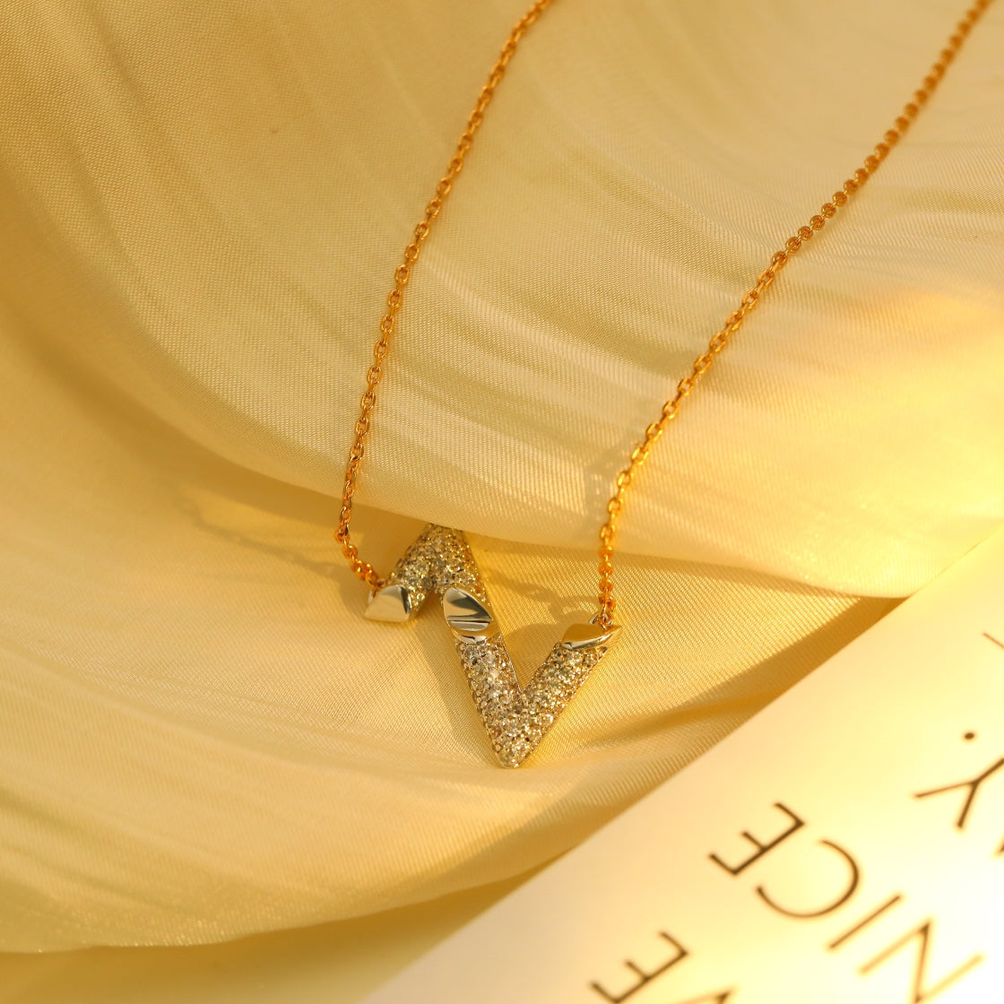 [Avelora]VOLT SILVER DIAMOND PEDANT NECKLACE