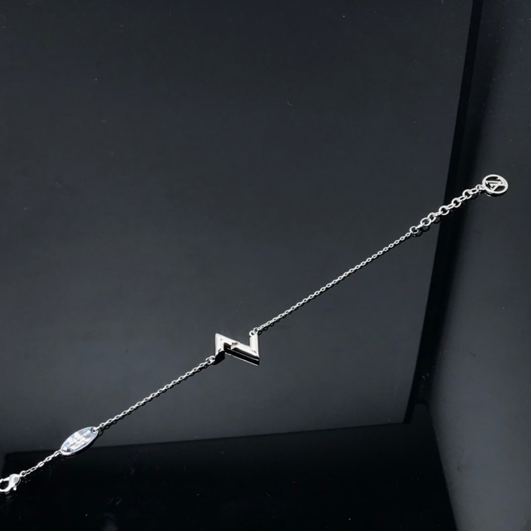 [Avelora]VOLT LV LOGO BRACELET