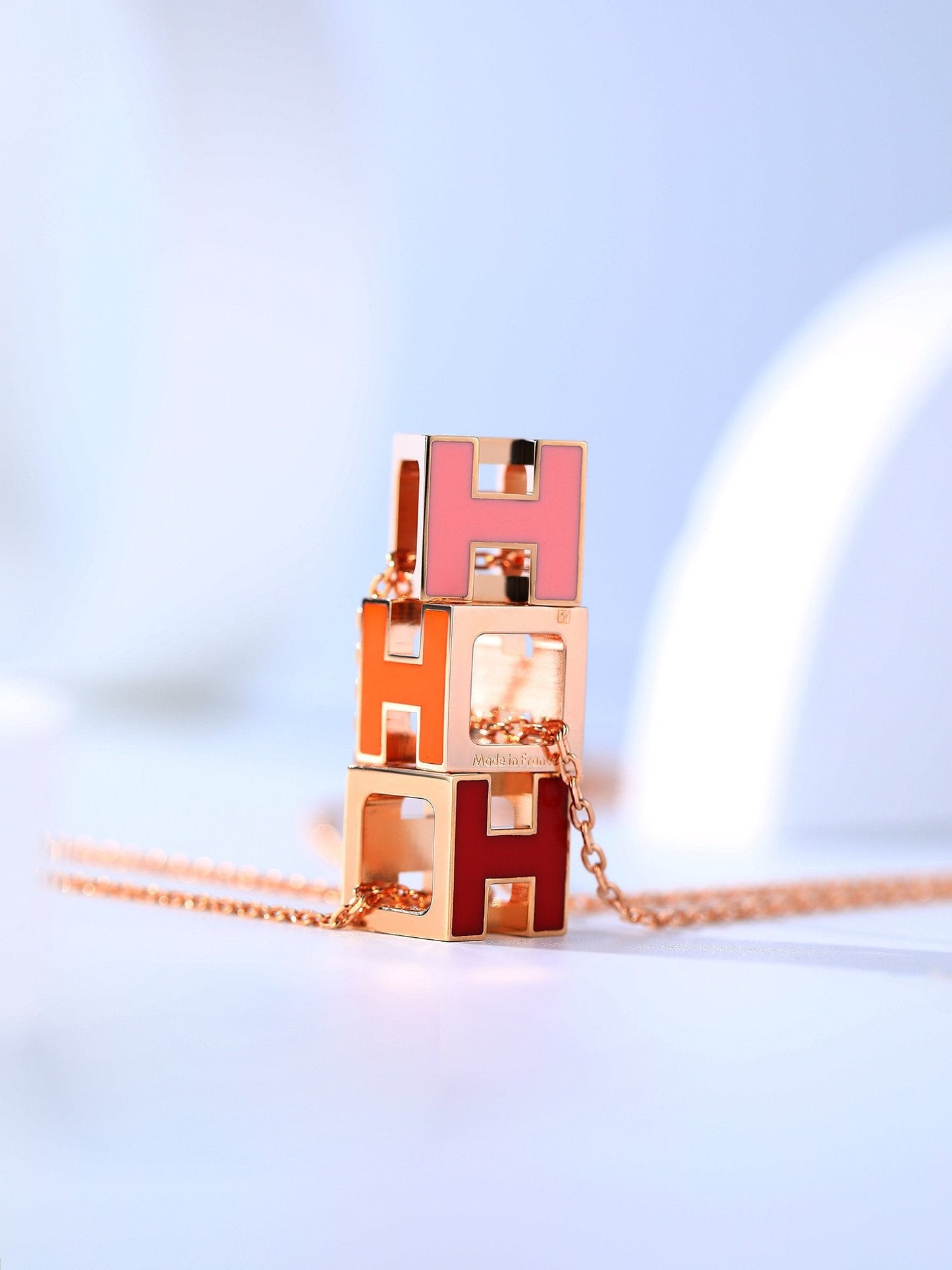[Avelora]H CAGE ROSE GOLD NECKLACE