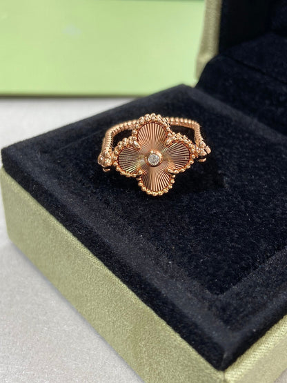 [Avelora]LUCKY CLOVER ROSE GOLD REVERSIBLE RING