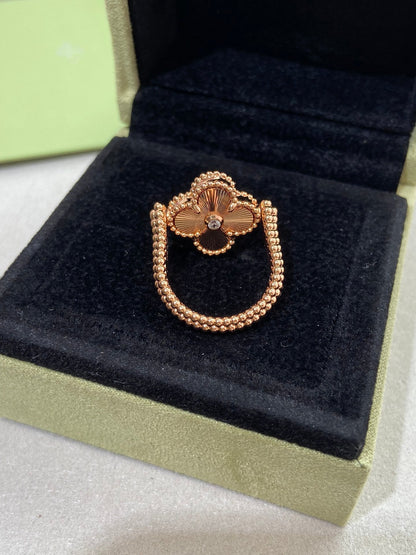 [Avelora]LUCKY CLOVER GOLD REVERSIBLE RING