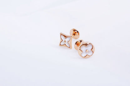 [Avelora]STAR AND SUN ROSE GOLD MOP STUD EARRINGS