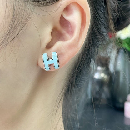 [Avelora]POP H SKY BLUE STUD EARRINGS