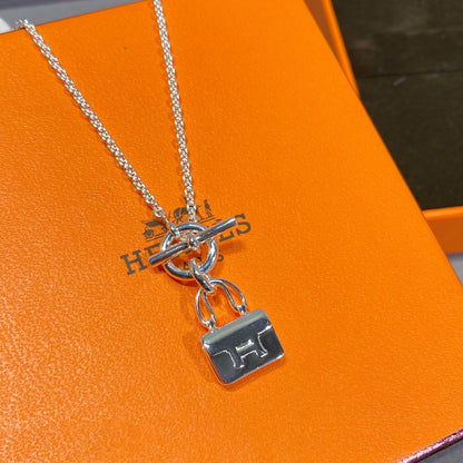 [Avelora]CONSTANCE PEDANT SILVER NECKLACE