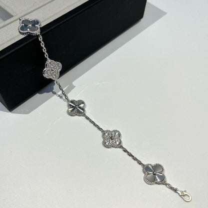 [Avelora]LUCKY CLOVER 5-MOTIF BRACELET - LASER COLLECTION