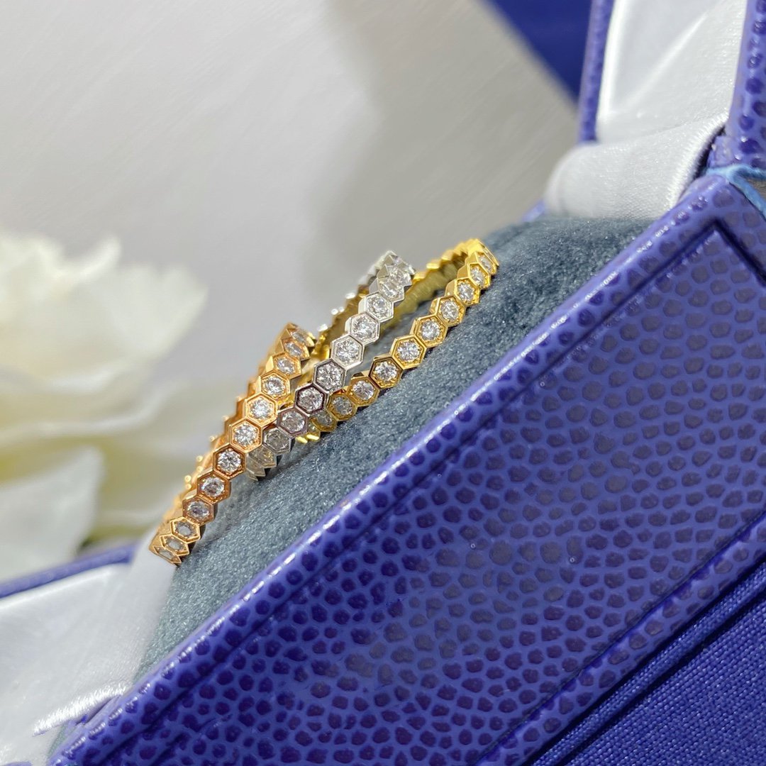 [Avelora]BEE LOVE DIAMOND PAVED SMALL RING