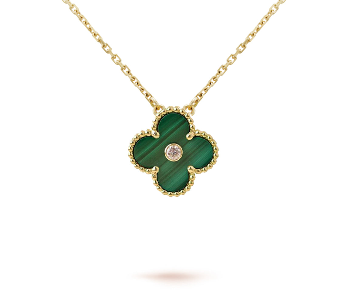 [Avelora]LIMITED EDITION CHRISTMAS CLOVER FLOWER NECKLACE - 15MM ANNUAL COLLECTIBLE PENDANT