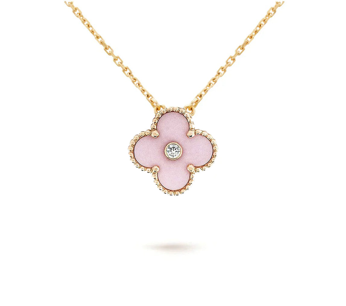 [Avelora]LIMITED EDITION CHRISTMAS CLOVER FLOWER NECKLACE - 15MM ANNUAL COLLECTIBLE PENDANT