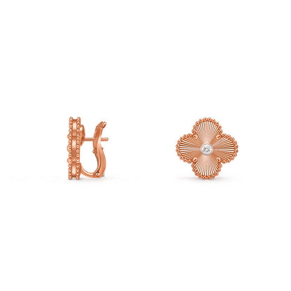 [Avelora]15MM CLOVER FLOWER STUD EARRINGS DIAMOND-ROSE GOLD COLLECTION