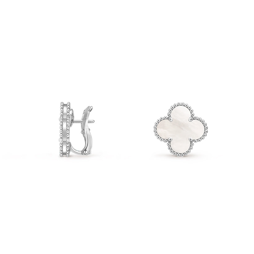 [Avelora]15MM CLOVER FLOWER STUD EARRINGS WHITE GOLD COLLECTION