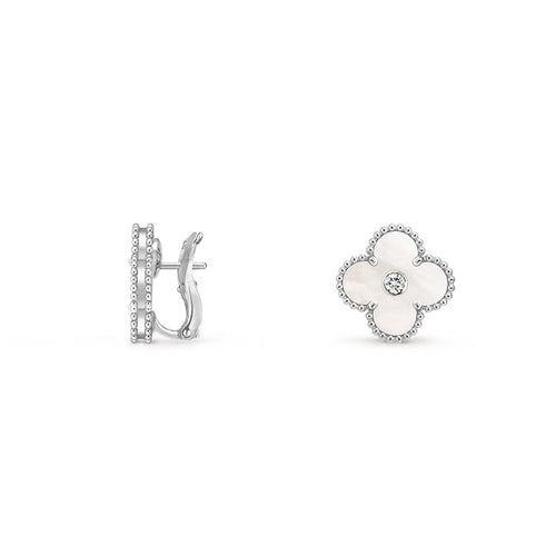 [Avelora]15MM CLOVER FLOWER STUD EARRINGS DIAMOND-WHITE GOLD COLLECTION