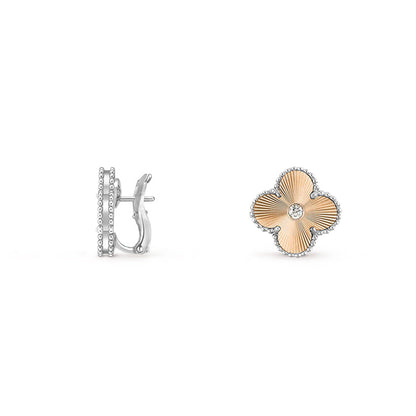 [Avelora]15MM CLOVER FLOWER STUD EARRINGS DIAMOND-WHITE GOLD COLLECTION