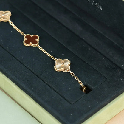 [Avelora]LUCKY CLOVER 5-MOTIF BRACELET - RED CARNELIAN COLLECTION