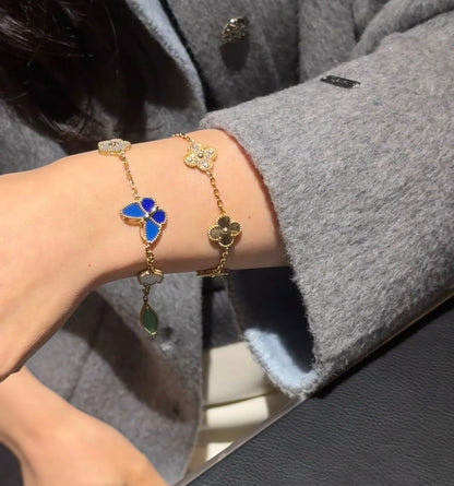 [Avelora]SPRING ENCHANTMENT BUTTERFLY & FLORAL CHARM BRACELET