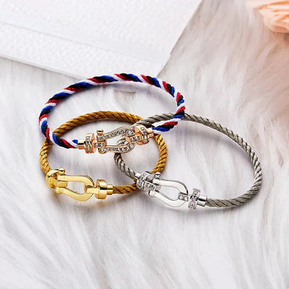 [Avelora]FORCE LARGE HORSESHOE BRACELET - GOLD