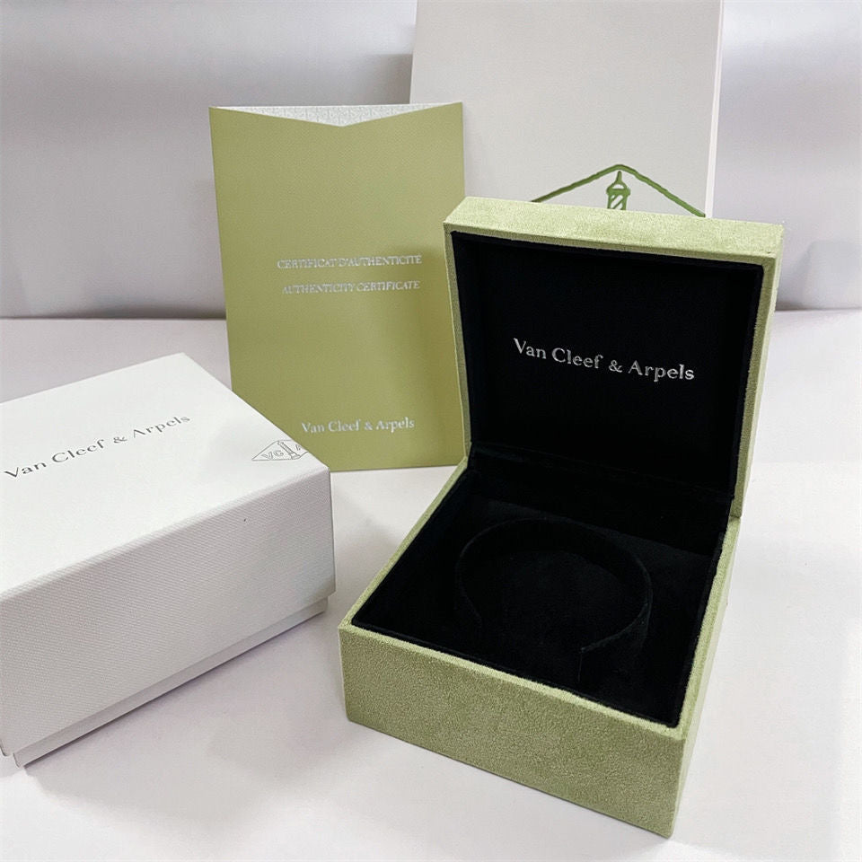 [Avelora]CLOVER BRAND JEWELRY BOX
