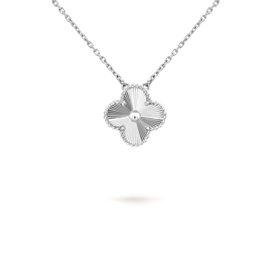 [Avelora]15MM CLOVER FLOWER PENDANT NECKLACE WHITE GOLD COLLECTION