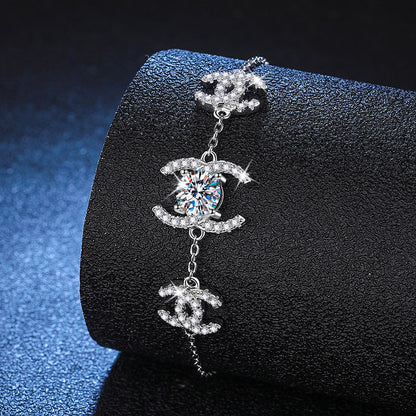 [Avelora]CLASSIC INTERLOCKING MOISSANITE BRACELET