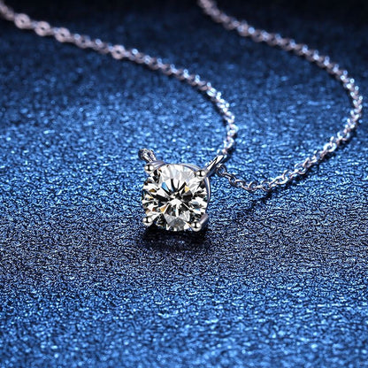 [Avelora]CLASSIC FOUR-PRONG SOLITAIRE MOISSANITE NECKLACE