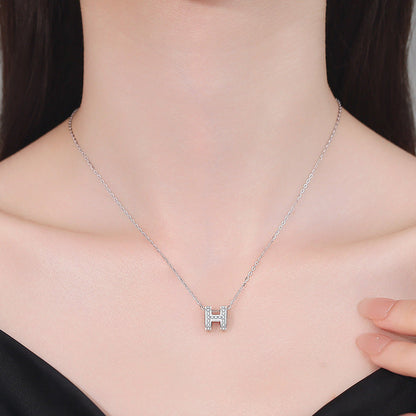[Avelora]FULL-PAVE "H" MOISSANITE PENDANT NECKLACE