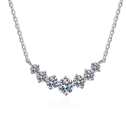 [Avelora]MINIMALIST CURVED SMILE MOISSANITE NECKLACE