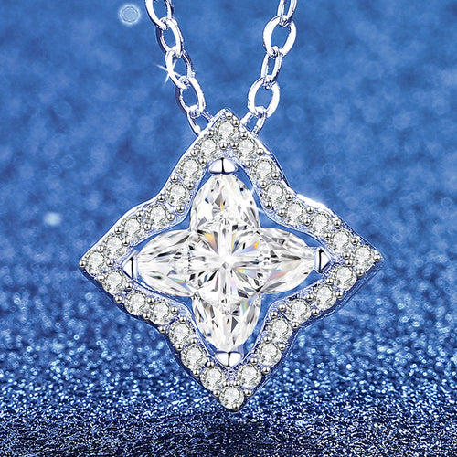 [Avelora]STAR-CLOVER MOISSANITE NECKLACE