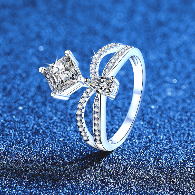 [Avelora]ELEGANT DOUBLE-TWISTED MOISSANITE RING