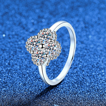 [Avelora]ELEGANT FOUR-LEAF CLOVER MOISSANITE RING