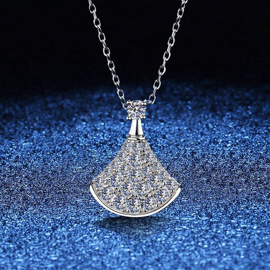 [Avelora]ELEGANT FAN-SHAPED MOISSANITE PENDANT NECKLACE