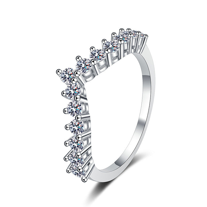 [Avelora]ELEGANT V-SHAPED CHEVRON MOISSANITE RING