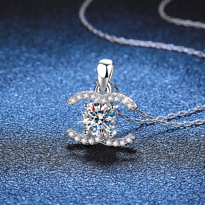 [Avelora]CLASSIC INTERLOCKING MOISSANITE PENDANT NECKLACE