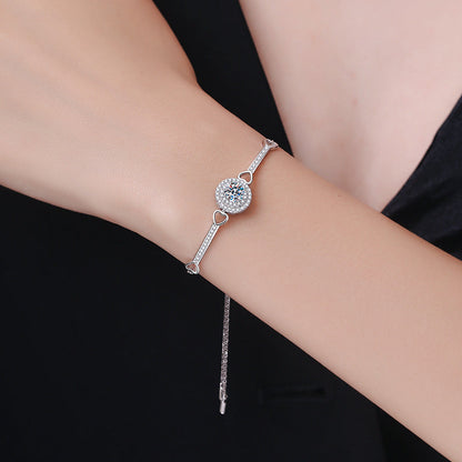 [Avelora]INTERLOCKING HEART & CIRCLE MOISSANITE BRACELET