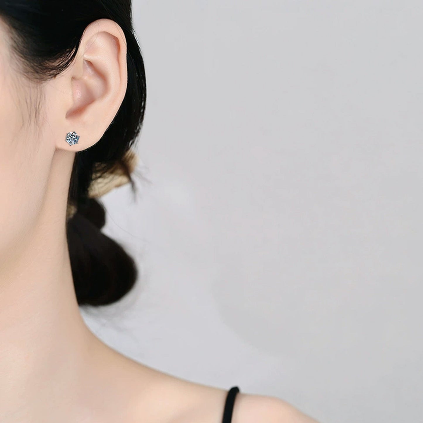 [Avelora]SIX-PRONG MOISSANITE EARRINGS