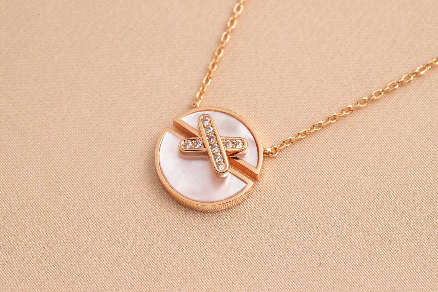 [Avelora]JEUX DE ROSE GOLD DIAMOND NECKLACE