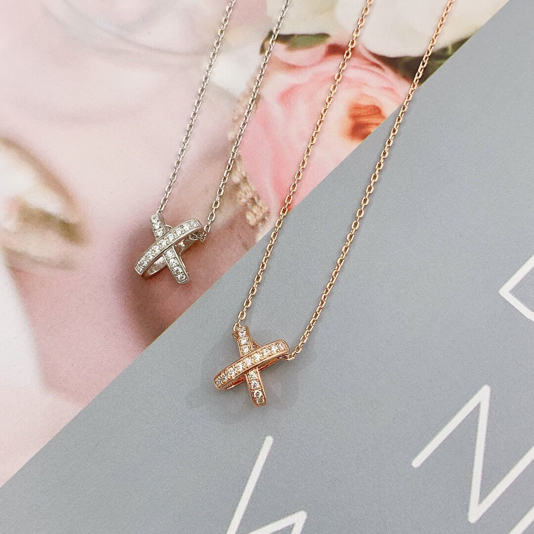 [Avelora]JEUX DE DIAMOND NECKLACE
