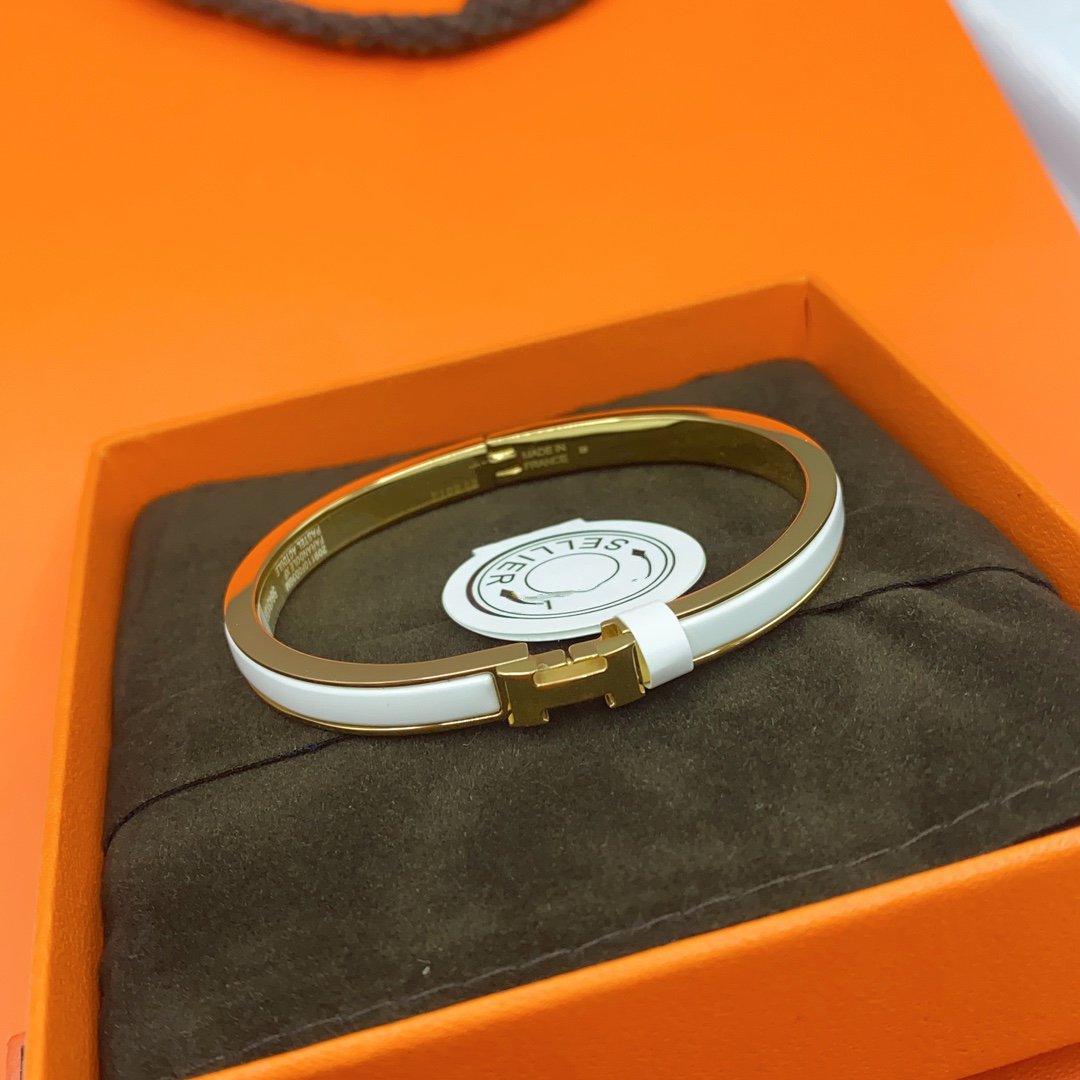 [Avelora]CLASSIC HM CLIC WHITE 8MM ENAMEL BRACELET