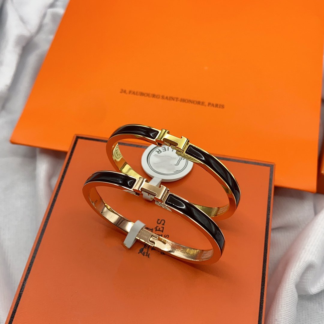 [Avelora]CLASSIC HM CLIC BLACK 8MM ENAMEL BRACELET