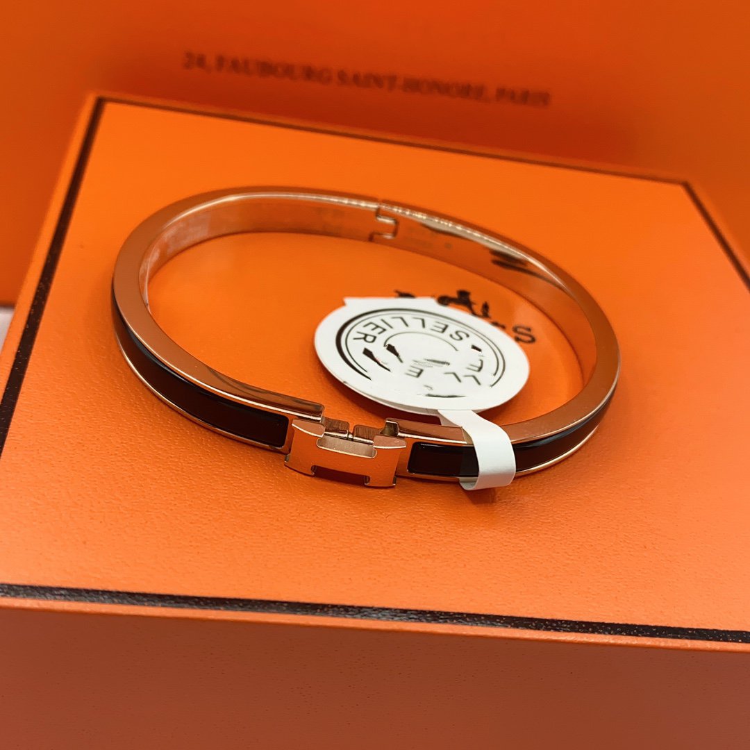 [Avelora]CLASSIC HM CLIC BLACK 8MM ENAMEL BRACELET