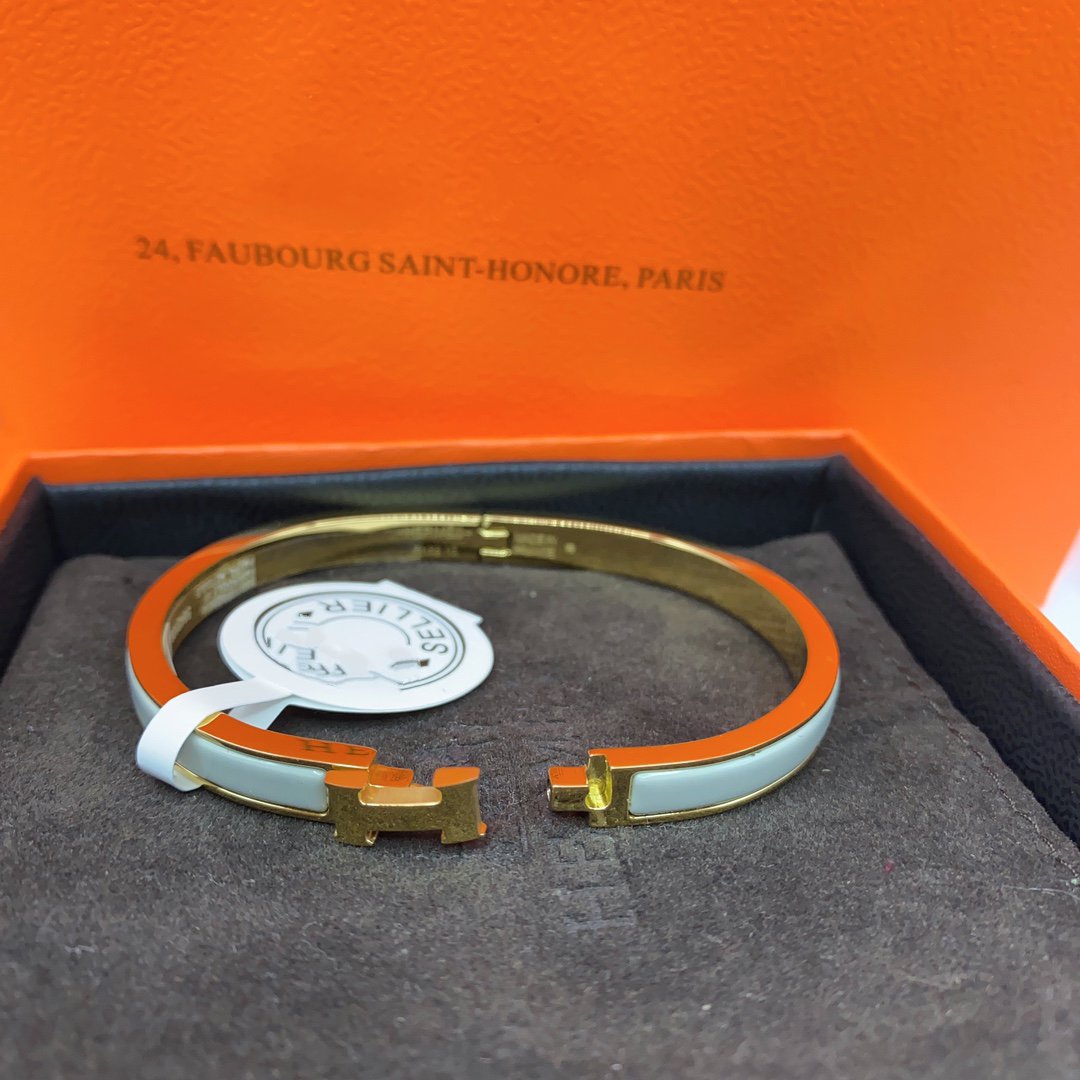 [Avelora]CLASSIC HM CLIC GREEN 8MM ENAMEL BRACELET