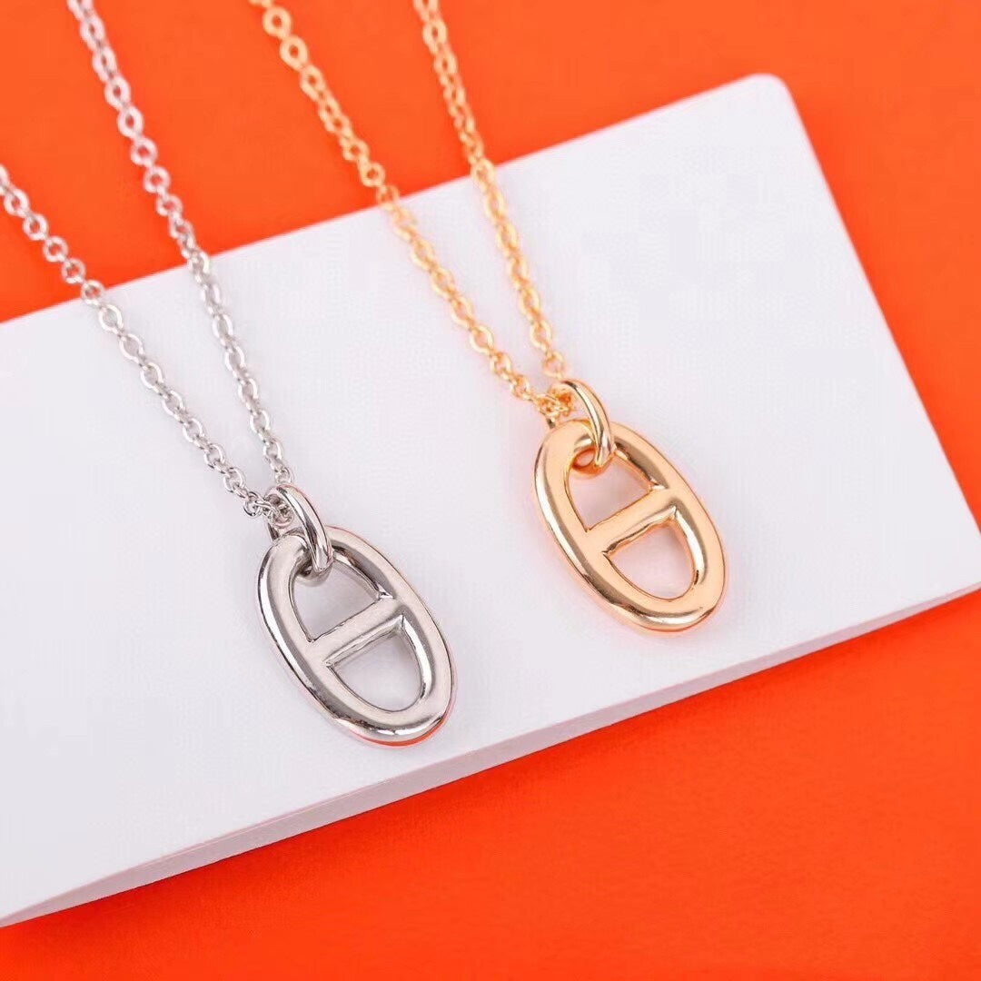 [Avelora]HM PIG NOSE NECKLACE