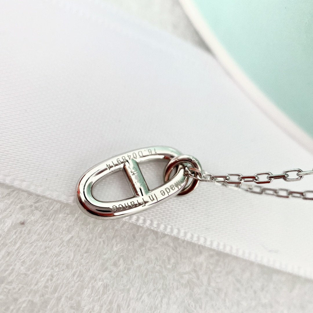 [Avelora]HM PIG NOSE NECKLACE