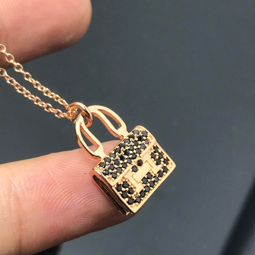 [Avelora]HM NECKLACE ARRIVAL BLACK DIAMOND