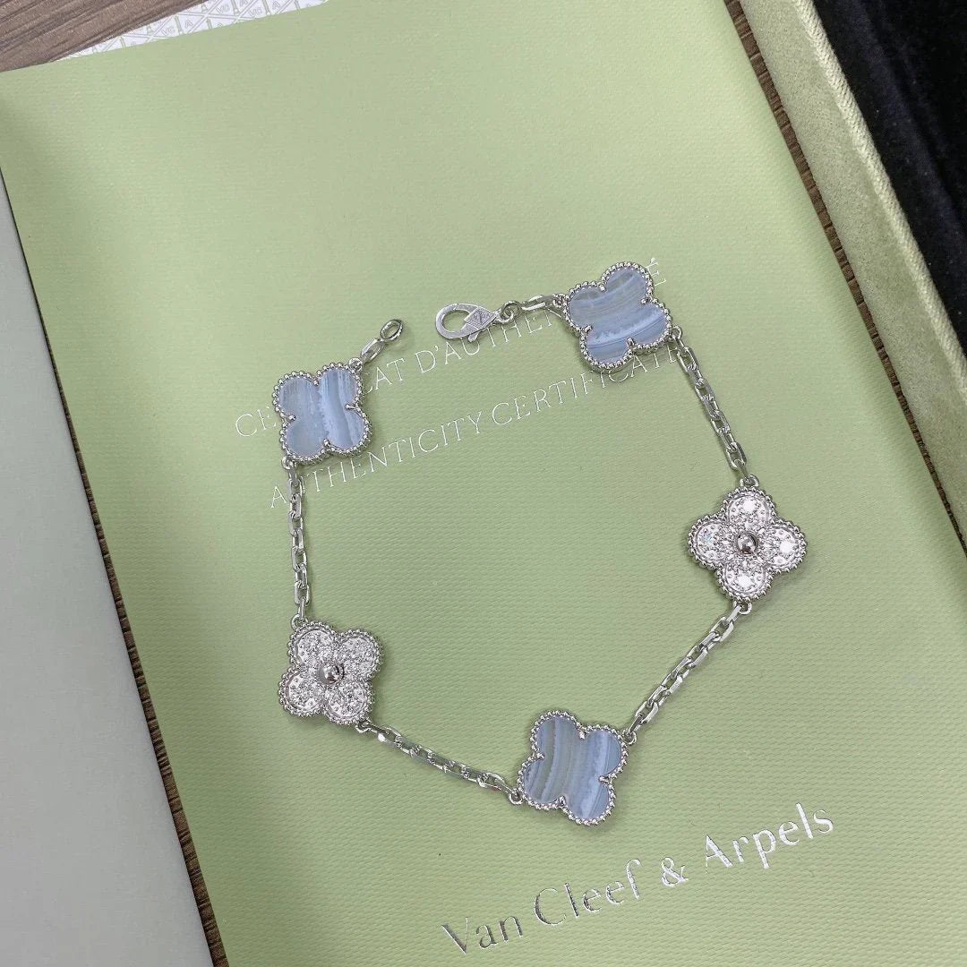 [Avelora]LUCKY CLOVER 5-MOTIF BRACELET - PURPLE CHALCEDONY COLLECTION
