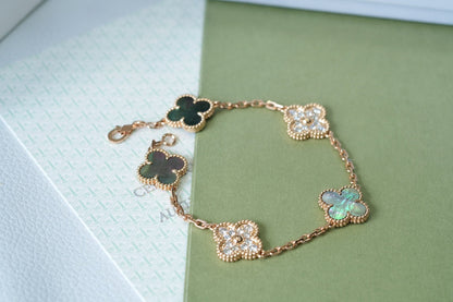 [Avelora]LUCKY CLOVER 5-MOTIF BRACELET - GREY MOTHER-OF-PEARL COLLECTION