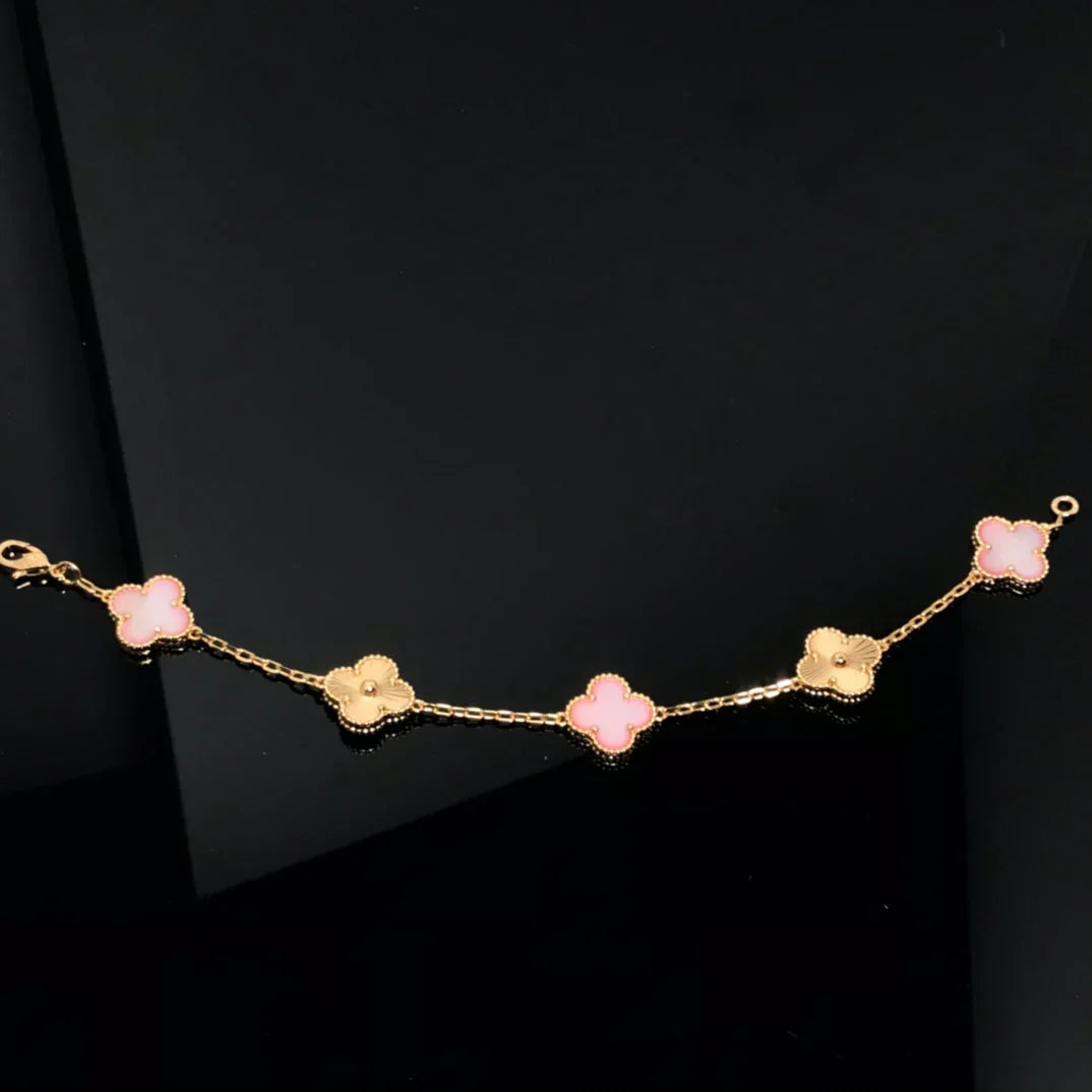 [Avelora]LUCKY CLOVER 5-MOTIF BRACELET - PINK MOTHER-OF-PEARL COLLECTION